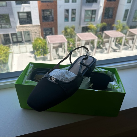 Sam Edelman Kara Black Flats - Picture 5 of 8